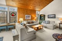 105 Fox Hollow