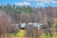 148 East Hill