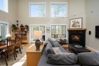 691 Barrows Towne