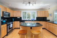 691 Barrows Towne