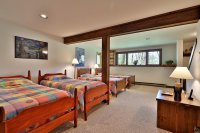 1048 East Ash Hawk Resort