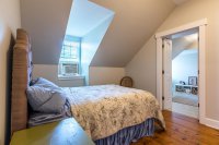 1157 West Woodstock
