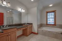 140 Burke Hollow