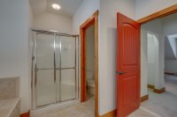 140 Burke Hollow