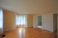 1082 West Woodstock