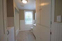 1082 West Woodstock