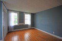 1082 West Woodstock