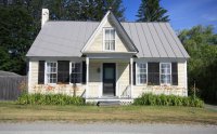 1082 West Woodstock