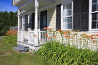 1082 West Woodstock
