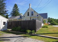 1082 West Woodstock