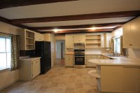 1082 West Woodstock