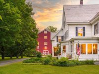 5250 West Woodstock