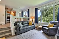 182 High Ridge