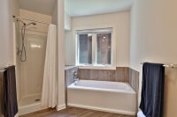 182 High Ridge