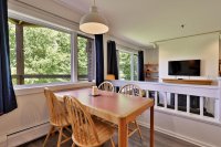 182 High Ridge