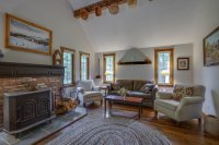215 Doubleday Hill