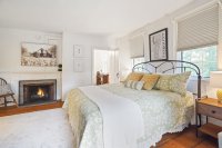 298 Holiday Farm