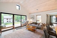 298 Holiday Farm