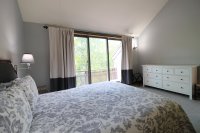 894 East Ash