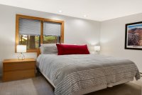 19 Highridge