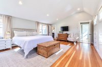 2525 Barnard