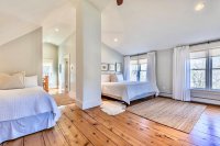 2525 Barnard