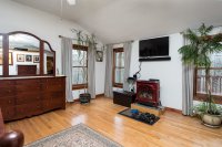 734 Curtis Hollow