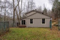 734 Curtis Hollow