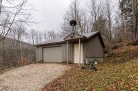 734 Curtis Hollow