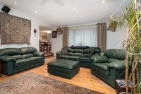 734 Curtis Hollow