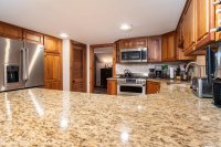 734 Curtis Hollow