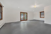 871 Church Hill