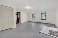 871 Church Hill