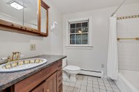 871 Church Hill