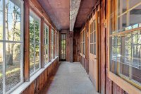 871 Church Hill