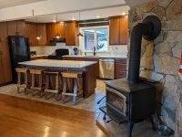 196 W Ridge