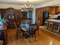 196 W Ridge
