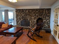 196 W Ridge