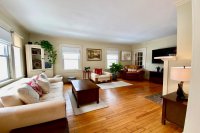 126 Bellevue