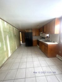 2127 E Woodstock