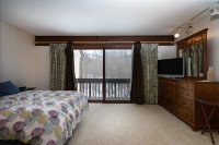 774 East Mountain