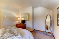 522 East Mountain