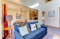 522 East Mountain
