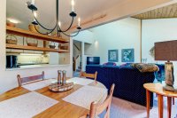 522 East Mountain