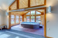 522 East Mountain