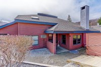 522 East Mountain