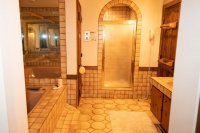 934 East Ash Ledges