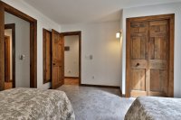 1094 East Ash Hawk Resort