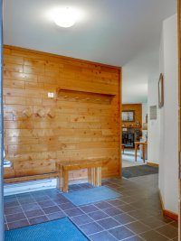 522 East Mountain