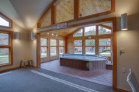 522 East Mountain